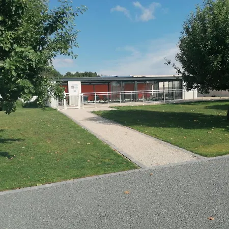 Le Vaisseau Maison Avec Piscine/parking/wifi/plages 5kms Ferienhaus